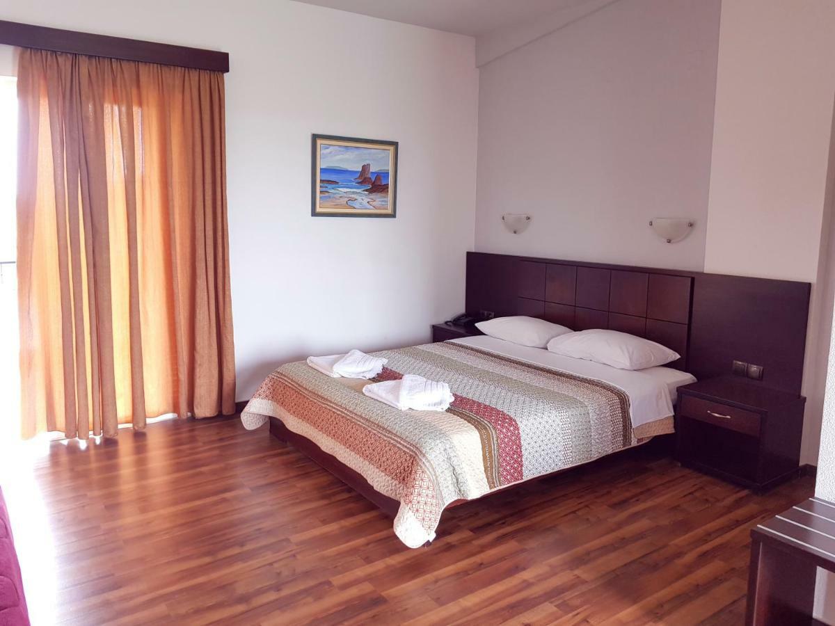 Hotel Kalamitsi Apartments Preveza Eksteriør billede